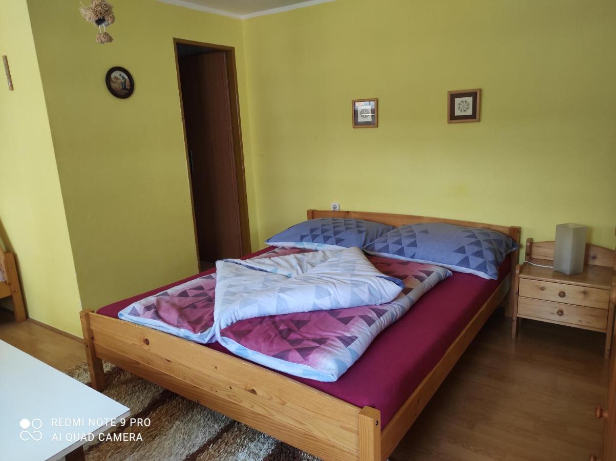 Privat Alma Apartment Nová Lesná Екстериор снимка