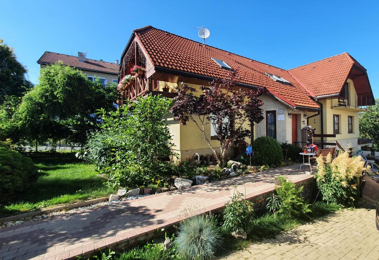 Privat Alma Apartment Nová Lesná Екстериор снимка